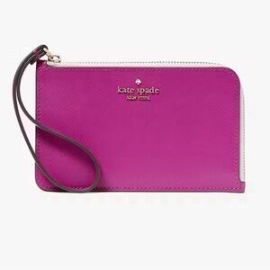 #54 - Kate Spade - Lucy Bicolor L Zip Wristlet!